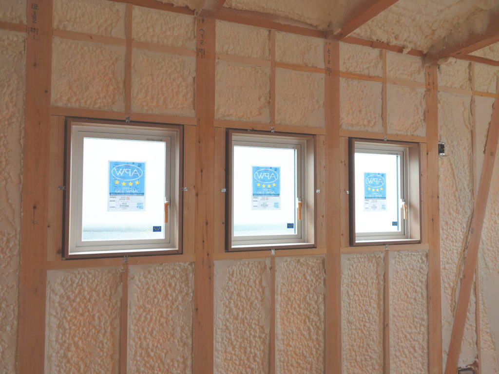 断熱等級5の新築現場